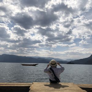 琳妮特穿越规则怪谈小说
